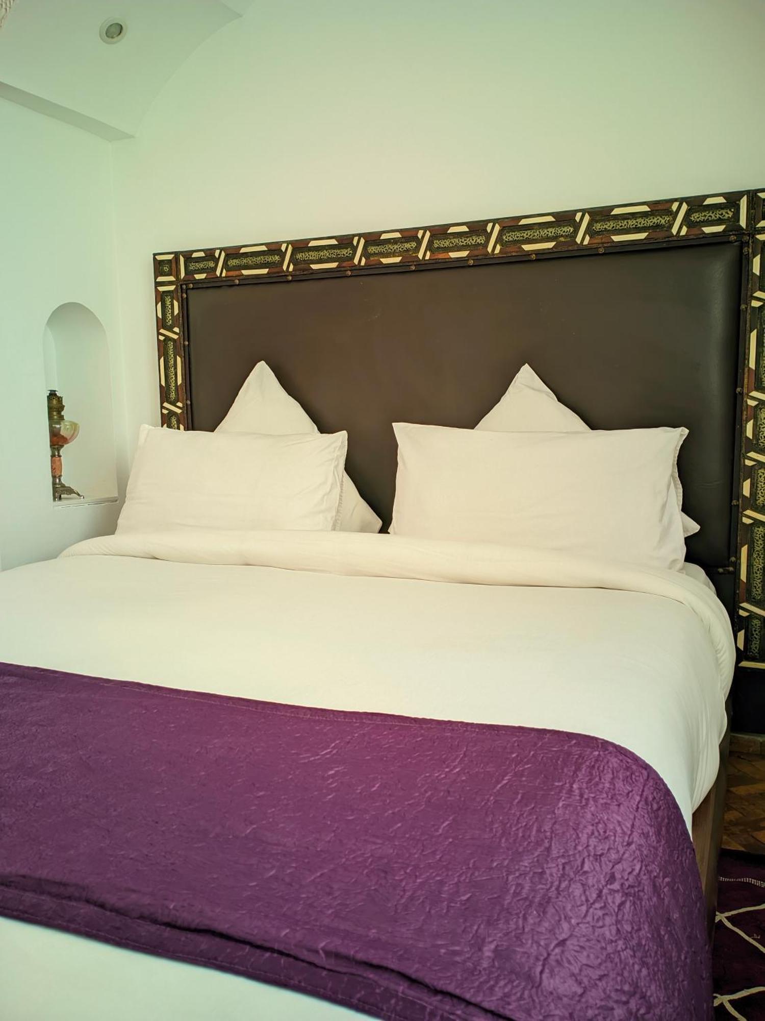 La Fontaine Bleue Hotel Szavíra Kültér fotó
