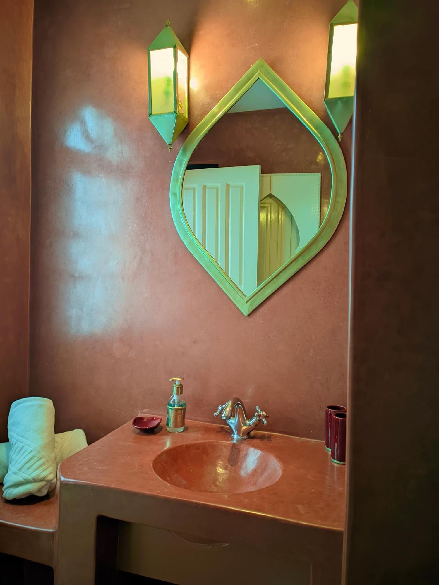 La Fontaine Bleue Hotel Szavíra Kültér fotó